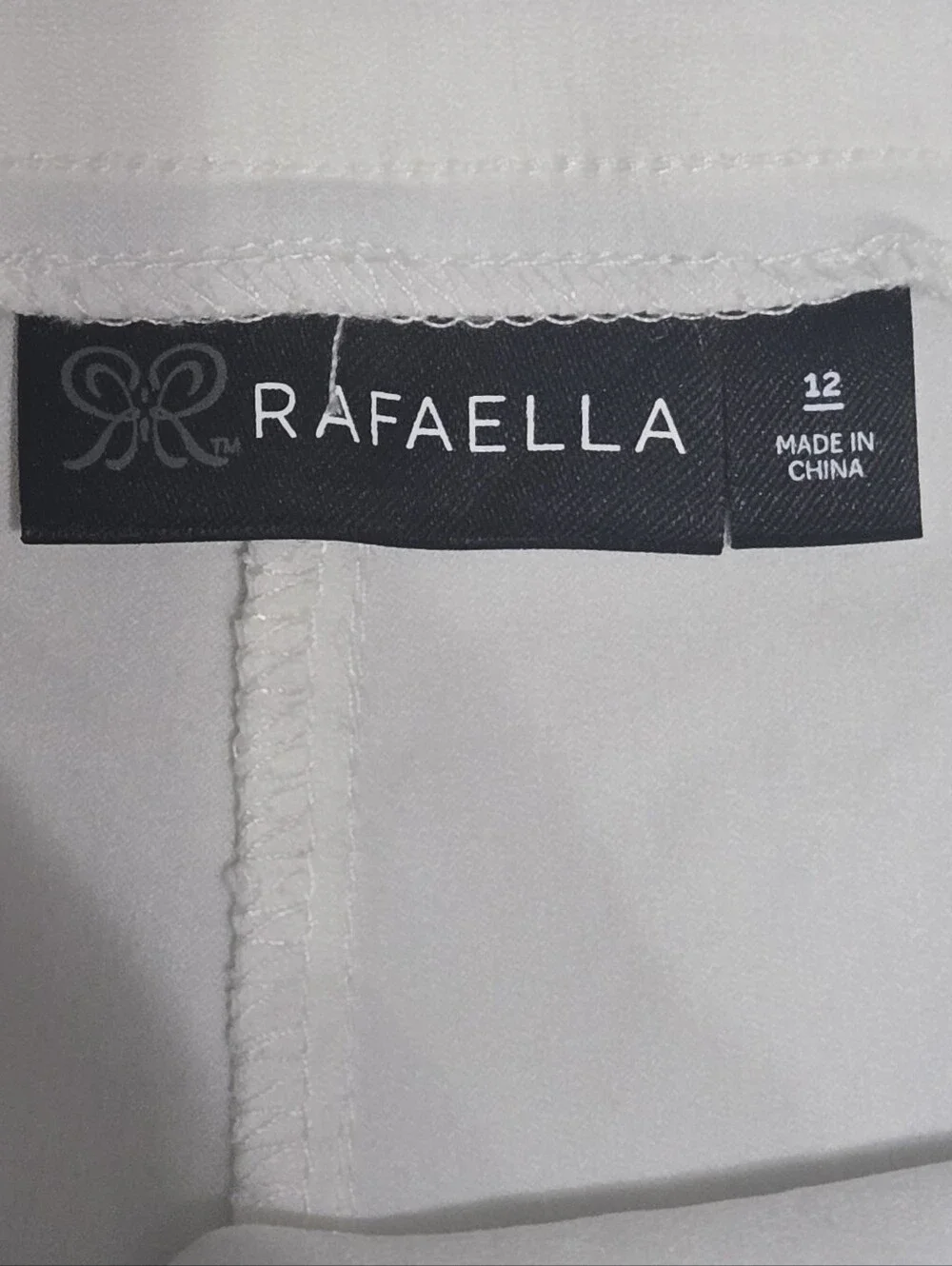 Rafaella White Bermuda Shorts Soft Wide Band Stretch Comfort Outdoors Cozy - Picture 2 of 9